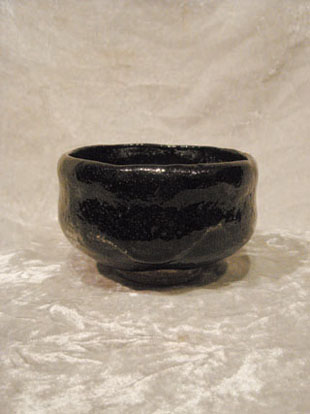 九代大樋長右左衛門作黒茶碗